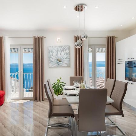 Fba Family Beach Apartments Omiš Екстериор снимка