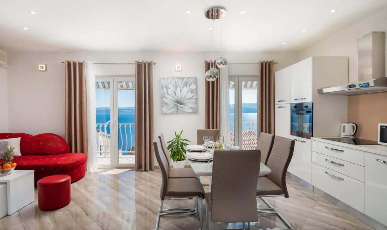 Fba Family Beach Apartments Omiš Екстериор снимка