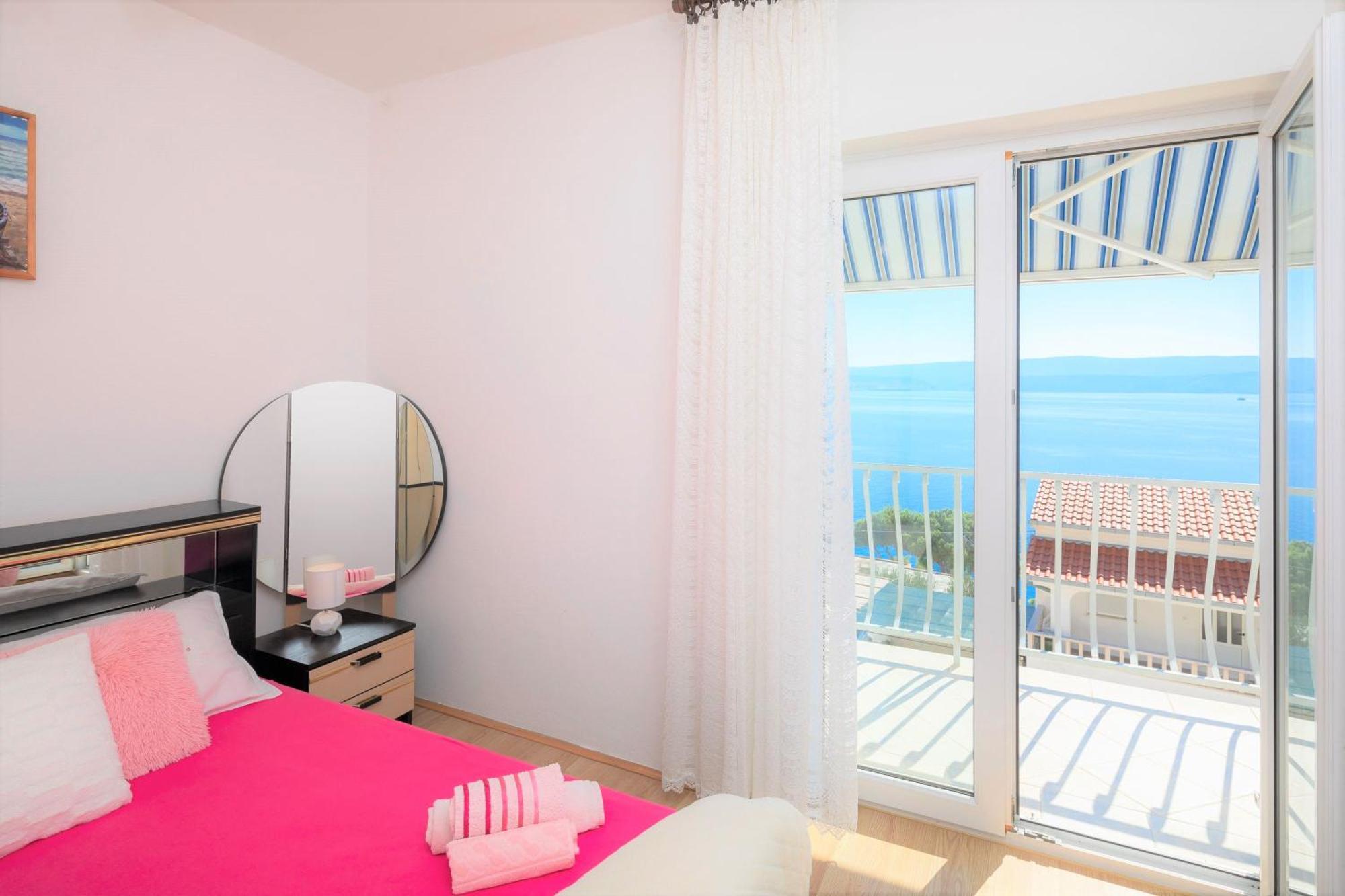 Fba Family Beach Apartments Omiš Екстериор снимка