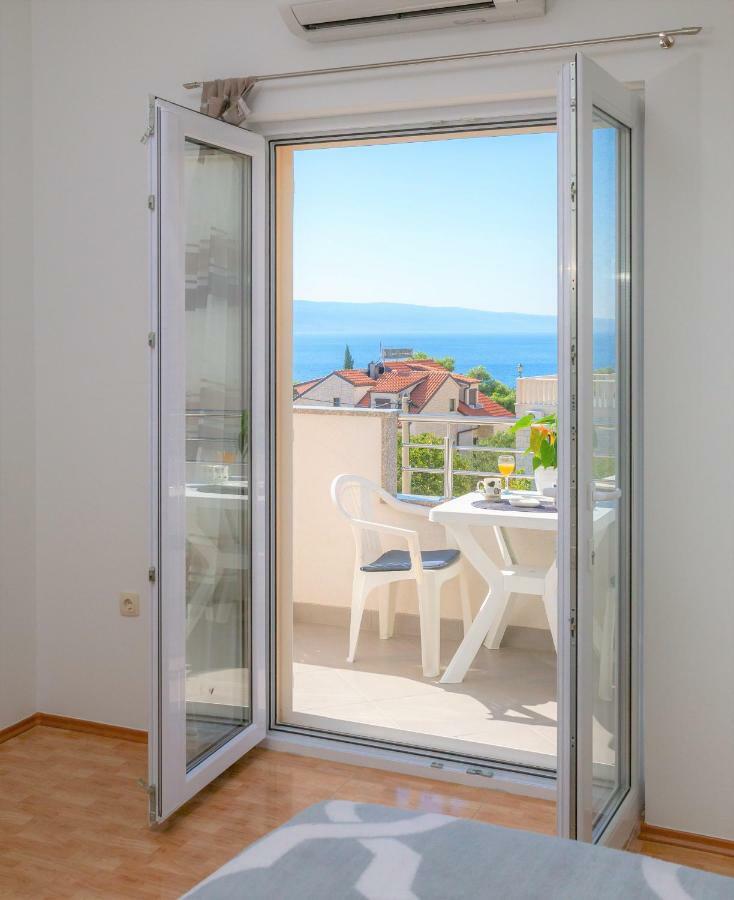 Fba Family Beach Apartments Omiš Екстериор снимка