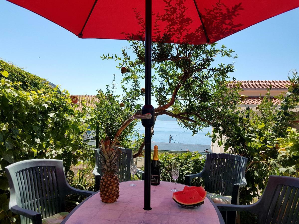 Fba Family Beach Apartments Omiš Екстериор снимка