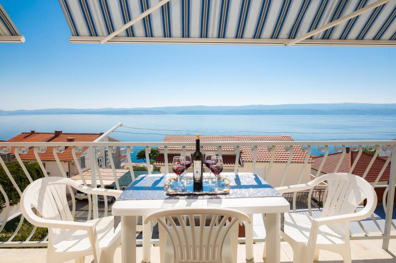 Fba Family Beach Apartments Omiš Екстериор снимка